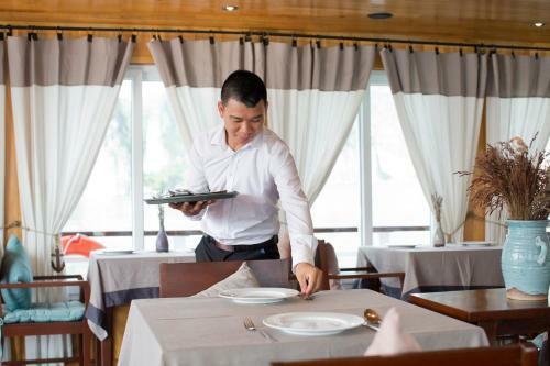 Secret Halong Cruise