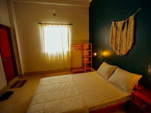 Hotel Khach San Hu?nh Thanh