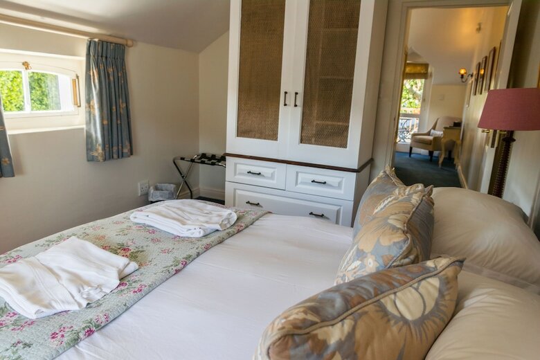 Hostal Ashbourne House Guest House