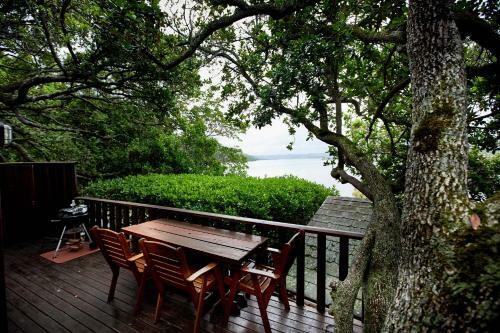 Hotel Under Milkwood Resort