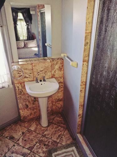Hostal Safari Travelodge
