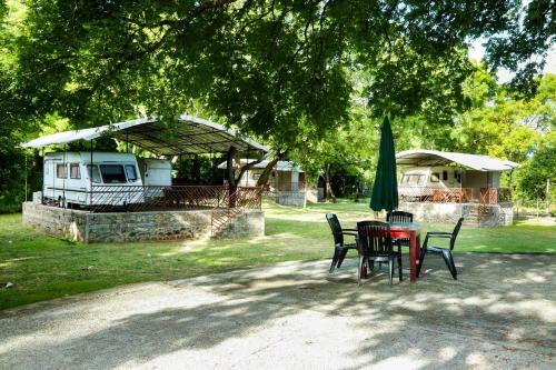 Malwathu Oya Caravan Park