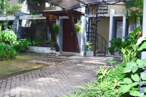 Hostal Villa Tulip Garden