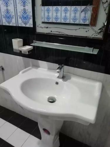 Apartamento Pearl Crown Homestay