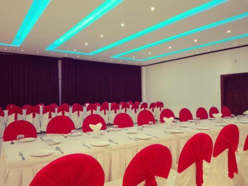 Hotel Chilaw Far Inn Village