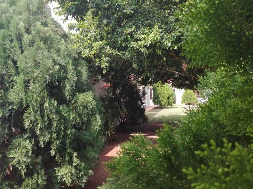 Hotel Chilaw Far Inn Village