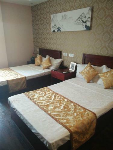 China Manor Hotel & Restaurant