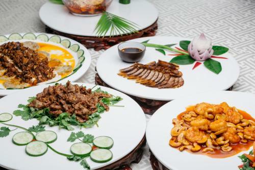 China Manor Hotel & Restaurant