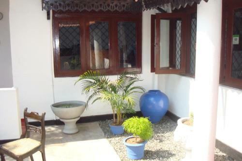 Hostal Blue Seas Guest House