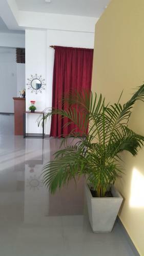 Bed & Breakfast Royal Residence Mount Lavinia