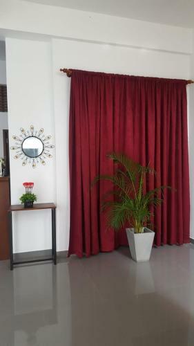 Bed & Breakfast Royal Residence Mount Lavinia