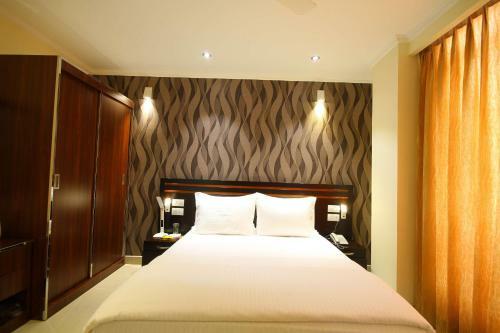 Hostal Splendid Holiday Guest House