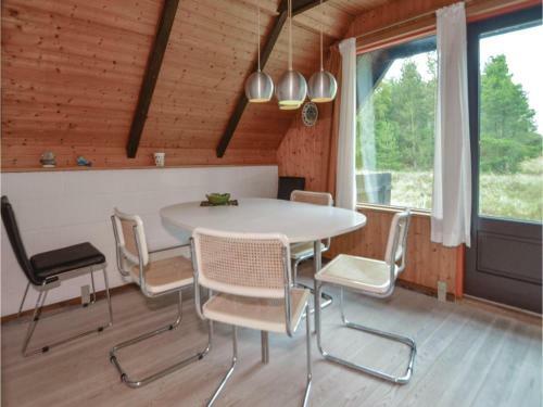 Two-bedroom Holiday Home In Blavand