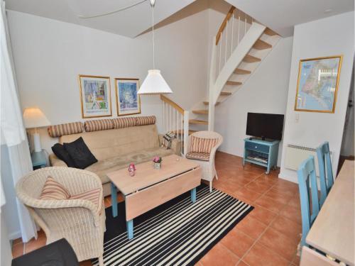 Two-bedroom Holiday Home In Blavand
