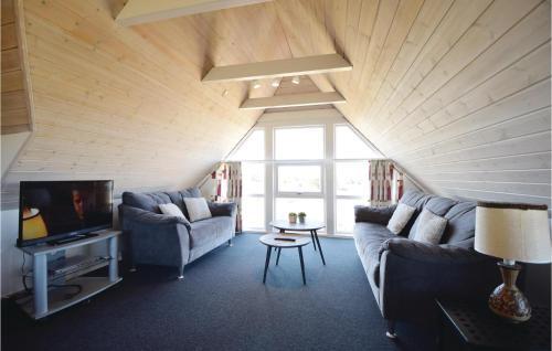 Four-bedroom Holiday Home In Blavand