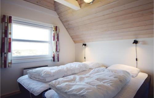 Four-bedroom Holiday Home In Blavand