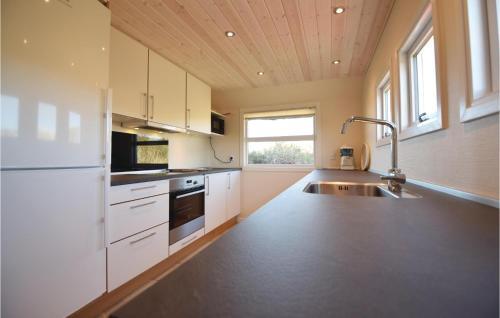 Four-bedroom Holiday Home In Blavand