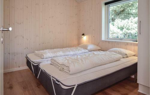 Five-bedroom Holiday Home In Blavand
