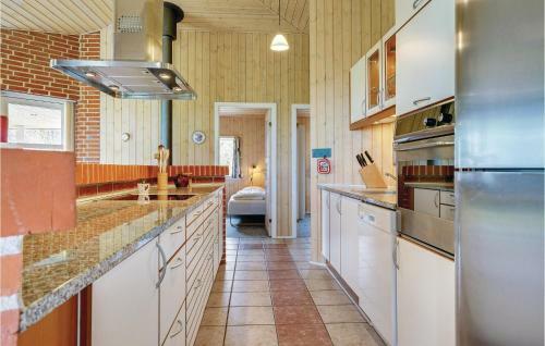 Three-bedroom Holiday Home In Blavand