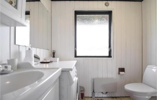 Three-bedroom Holiday Home In Blavand