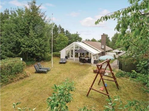 Three-bedroom Holiday Home In Blavand