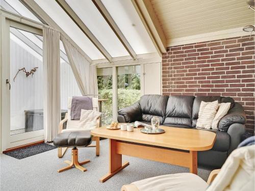 Three-bedroom Holiday Home In Blavand