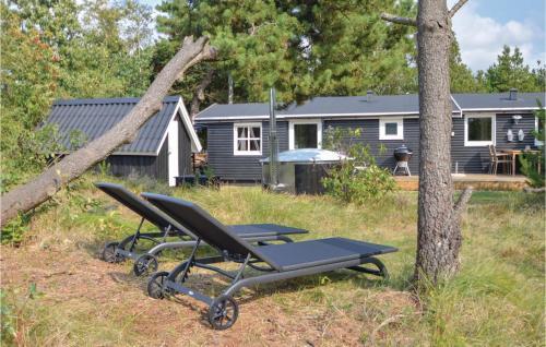 Four-bedroom Holiday Home In Blavand
