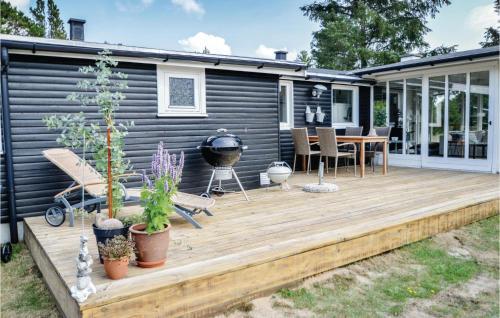 Four-bedroom Holiday Home In Blavand