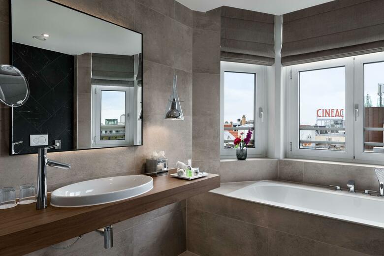 Hotel NH Collection Amsterdam Flower Market