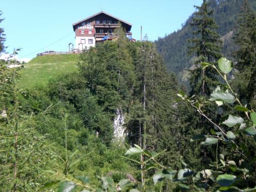 Hostal Gasthof Falkenstein