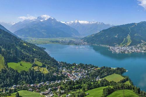 Holiday Home Zell Am See