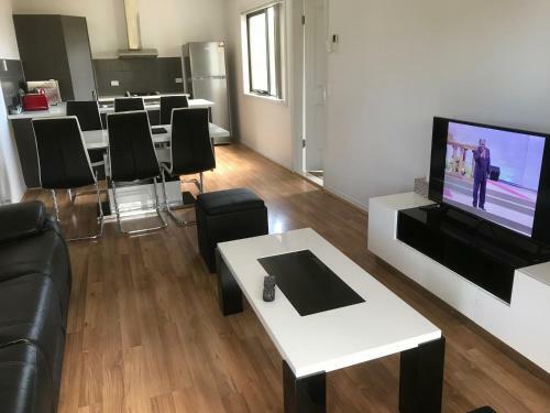 Tasha's Apartments On Kerry