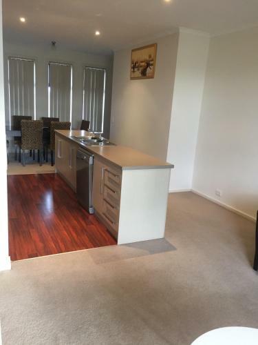 Tasha's Apartments On Kerry