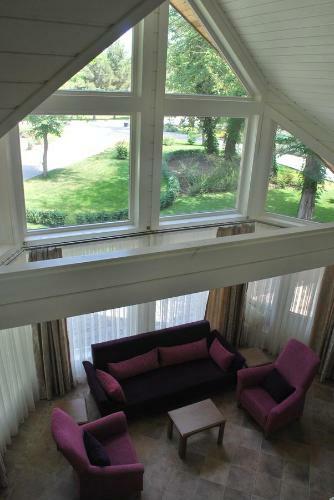 River Inn Boutique Hotel