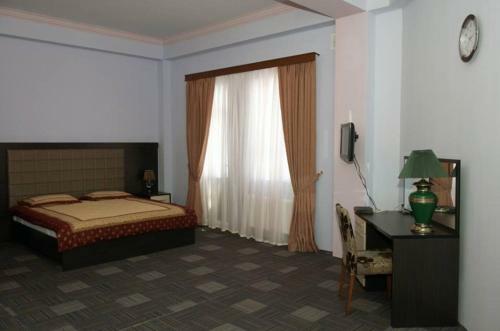 Hostal Deniz Guest House