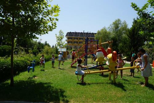 River Side Hotel
