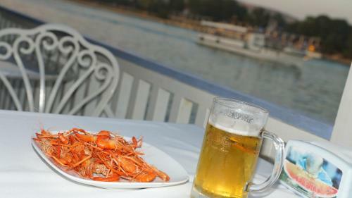 River Side Hotel