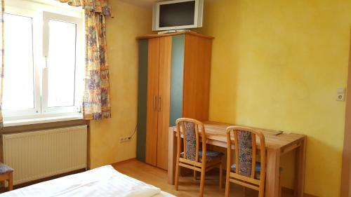 Hostal Gasthof Paradiesgartl