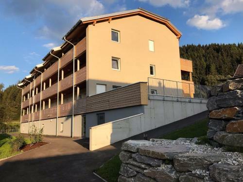 Modern Apartment In Tamsweg With Garden
