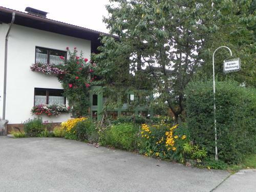 Apartamento Ferienwohnung Schautzgy
