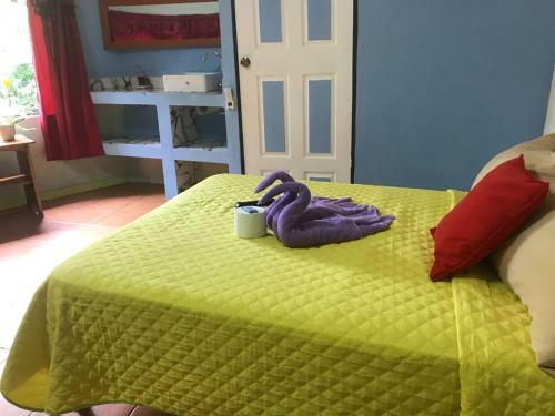 Hostal Hotel Cafe Del Mar, En Valle Pura Vida