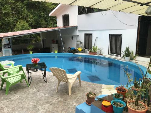 Hostal Hotel Cafe Del Mar, En Valle Pura Vida