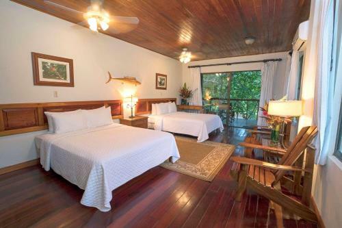 Hotel Crocodile Bay Resort