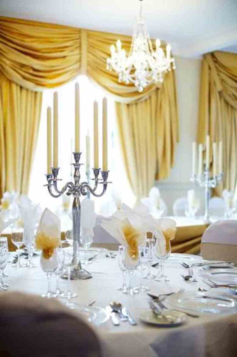 Hotel Blarney Woollen Mills