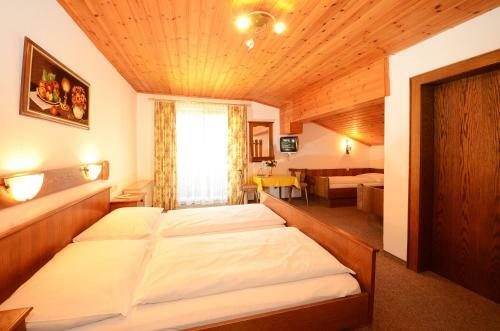 Hostal Pension Mozart