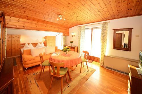 Hostal Pension Mozart