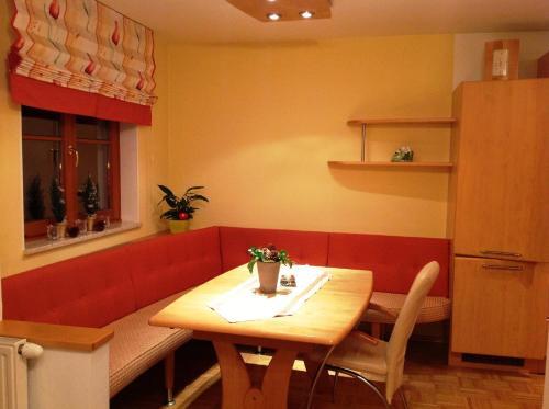 Apartamento Appartements Kogard - Constantin