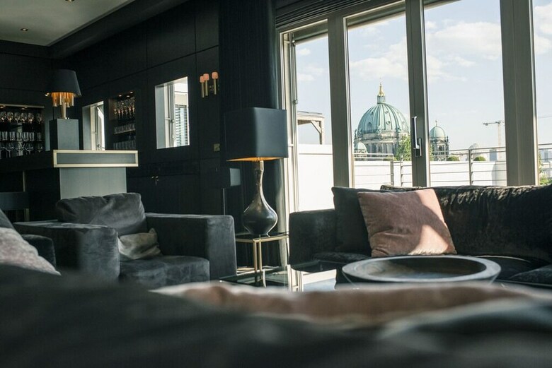 Monbijou Penthouse By Suite.030 High Class Apartments