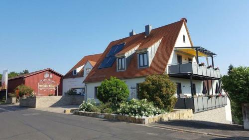 Apartamentos Weingut Herbert Schuler - Ferienwohnungen G�stehaus B�rbel