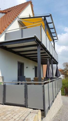 Apartamentos Weingut Herbert Schuler - Ferienwohnungen G�stehaus B�rbel